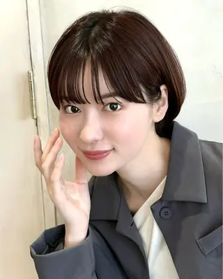 ショート カラー 💍新宿ショート 💍岩田莉奈のヘアスタイル