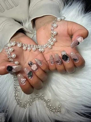 ネイル Ciel所属・岩田 麻里奈のネイルデザイン