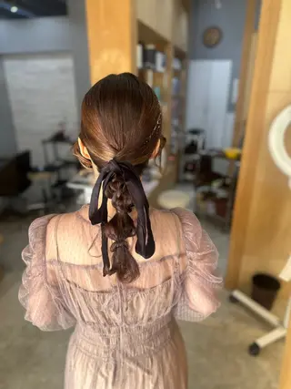 ミディアム miloc MOMOKAのヘアスタイル