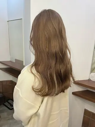 ロング カラー 近藤 若菜のヘアスタイル