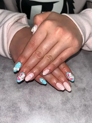 ネイル rino nail所属・坂 しおのネイルデザイン