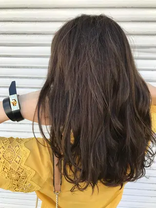 ロング カラー 【天満1艶髪】潤艶/ 髪質改善🌹釣本竜哉のヘアスタイル