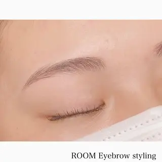 アイブロウ 眉毛専門サロンROOM所属・ナチュラル眉専門 眉毛サロンROOMの眉毛・アイブロウイメージ