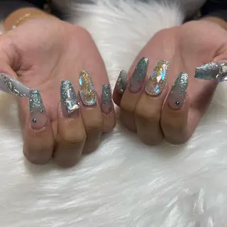 ネイル 🧁fein. nana🩵のネイルデザイン