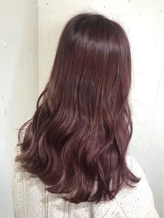 ロング カラー パーマ ヘアアレンジ 八巻 晴香のヘアスタイル