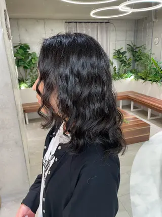 セミロング パーマ Toiro 横浜所属・🎀レイヤー/パーマ カラー/ai🎀のヘアスタイル