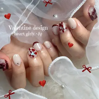 ネイル EmaNail豊中 🎀SANAのネイルデザイン