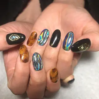 ネイル ECLAT エクラ所属・寺山 千鶴のネイルデザイン