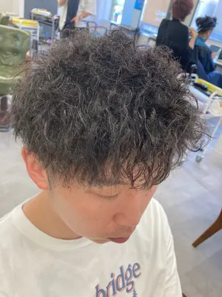 ロング パーマ メンズ SHAFT Ieiriのヘアスタイル