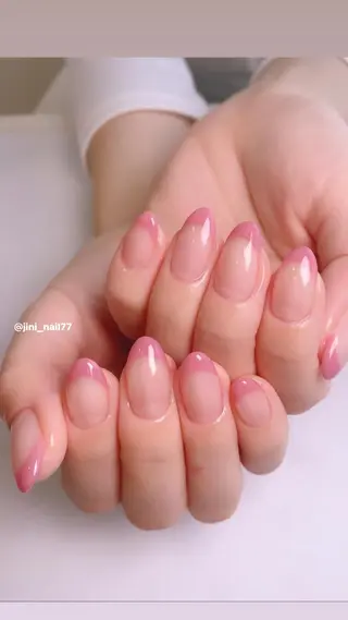 ネイル JINI NAIL所属・ジニ ネイルのネイルデザイン