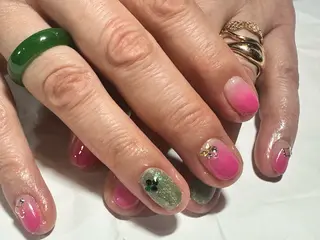 ネイル e.nail所属・🍎吉田 恵里🍎のネイルデザイン