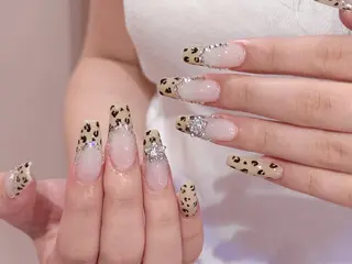 ネイル Dark honey スカルプ専門原宿店のネイルデザイン