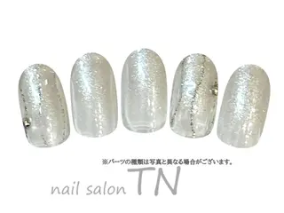 ネイル 矢川 まどかのネイルデザイン