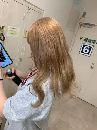 ロング カラー 暖色専門美容師🎀 お客様満足度◎のヘアスタイル