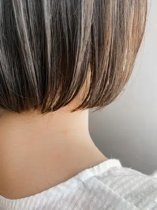 ショート カラー ハイトーン×似合わせ 🌱中川慎之介のヘアスタイル