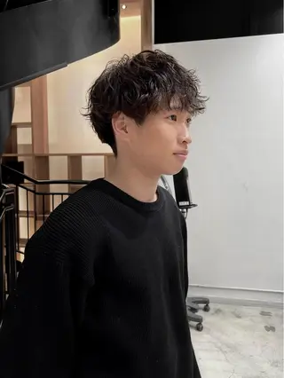 パーマ メンズ Qin shaire salon 原宿verno店所属・【センターパート】 ETO／江藤翼の眉毛・アイブロウイメージ