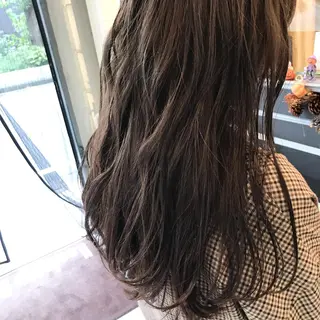 ロング カラー スナコザワ レナのヘアスタイル