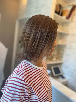 ショート カラー 艶グレージュカラー 美髪特化美容師のヘアスタイル