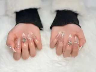 ネイル AURA NAIL 上前津のネイルデザイン