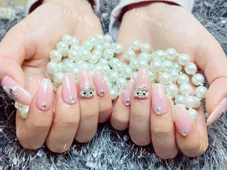 ネイル 🌻 Momoko_のネイルデザイン