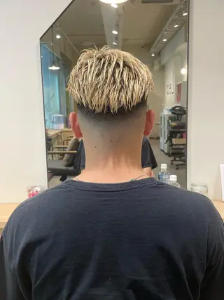 カラー メンズ Le'a所属・渋谷/フェード/ 國分 翔のヘアスタイル