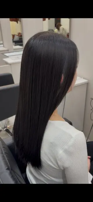 カラー 冨江 弘貴のヘアスタイル