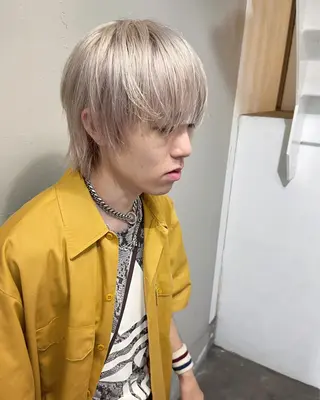 カラー メンズ ハッシュカット カシマハヤトのヘアスタイル