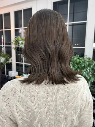 ミディアム カラー レイヤーボブ/ 艶カラー/サナ🌼のヘアスタイル