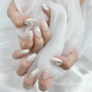ネイル Bianca👼🏻 OIKAWAのネイルデザイン