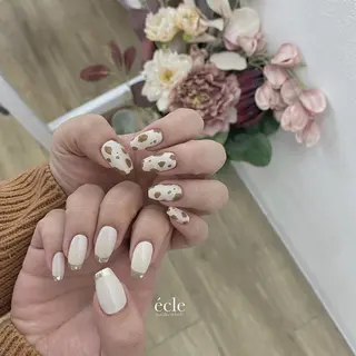 ネイル écle nail&eyeのネイルデザイン