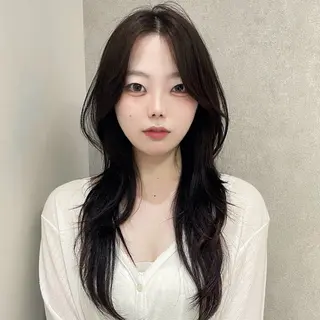 ロング ハッシュカット🖤 レイヤー/透けカラーのヘアスタイル