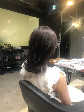 ミディアム マンツーマン／韓国 ヘア‎Amiのヘアスタイル