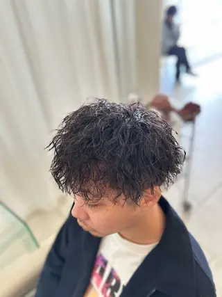 メンズ 藤本渚杜/メンズ カット/艶カラーのヘアスタイル