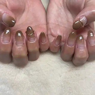 ネイル es nailのネイルデザイン