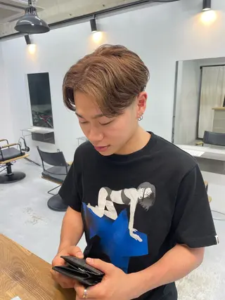 ショート カラー カットモデル/ ハイトーン/ゆうあのヘアスタイル