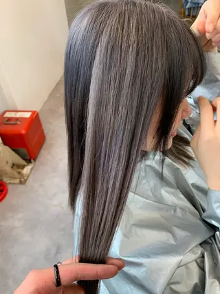 カラー 🌻【ショート特化 美容師】いつき🌻のヘアスタイル