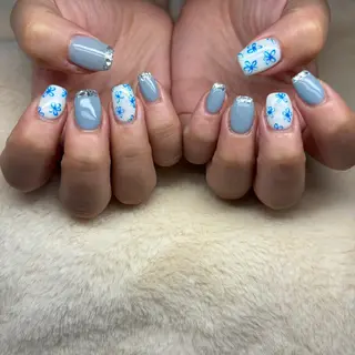 ネイル es nailのネイルデザイン
