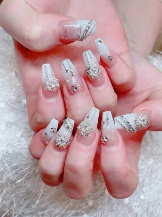 ネイル Le'a シズカのネイルデザイン