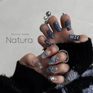 ネイル マツエク・マツパ アイブロウ beautyroom Naturaのネイルデザイン