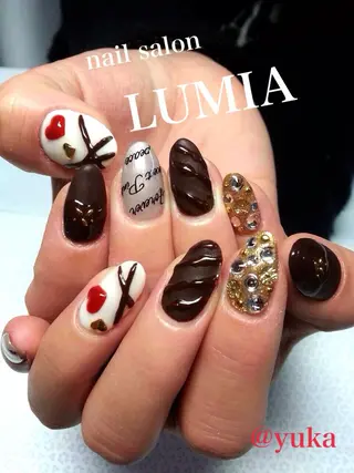 VIOLUS所属・VIOLUS 関目のネイルデザイン