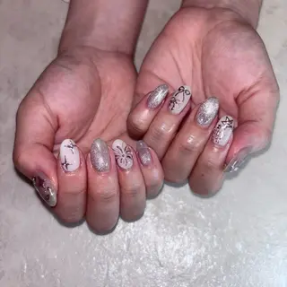 ネイル mimi 高石桃朱のネイルデザイン