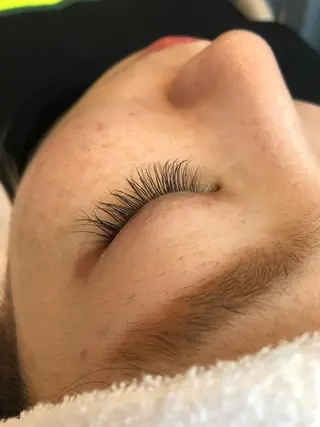 マツエク・マツパ 【デザイナー】田中 美生のヘアスタイル