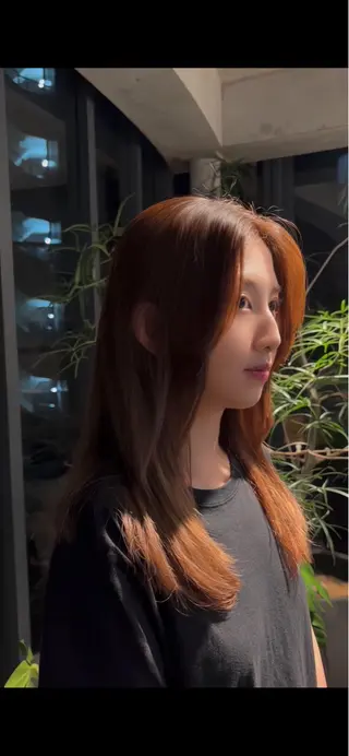 カラー DaVin アキラのヘアスタイル