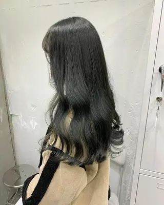 ロング カラー ヘアアレンジ SALOWIN原宿ash店所属・憧れの艶ハイトーンへ 🌙サイダサキのヘアスタイル