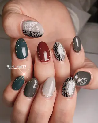 ネイル JINI NAIL所属・ジニ ネイルのネイルデザイン