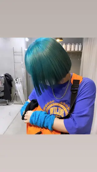 ショート カラー パーマ ヘアアレンジ ネイル マツエク・マツパ M所属・ハイトーン/透け感 カラー🎀真香のヘアスタイル