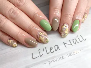 ネイル Li'leaNail AINAのネイルデザイン