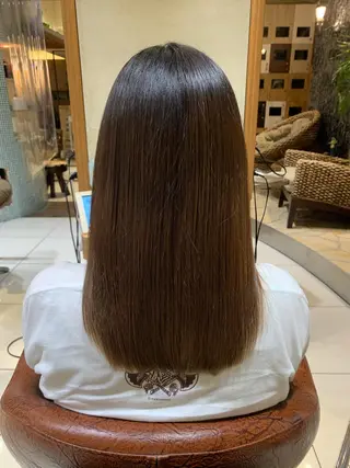 セミロング 新宿メンズパーマ メンズバレイヤージュのヘアスタイル