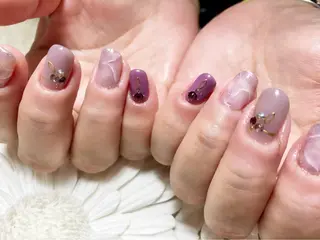 ネイル Yakko pas á pasのネイルデザイン