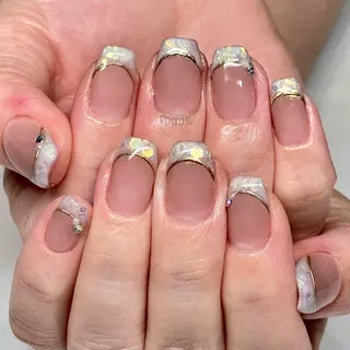 ネイル VOGUE ×SWANのネイルデザイン